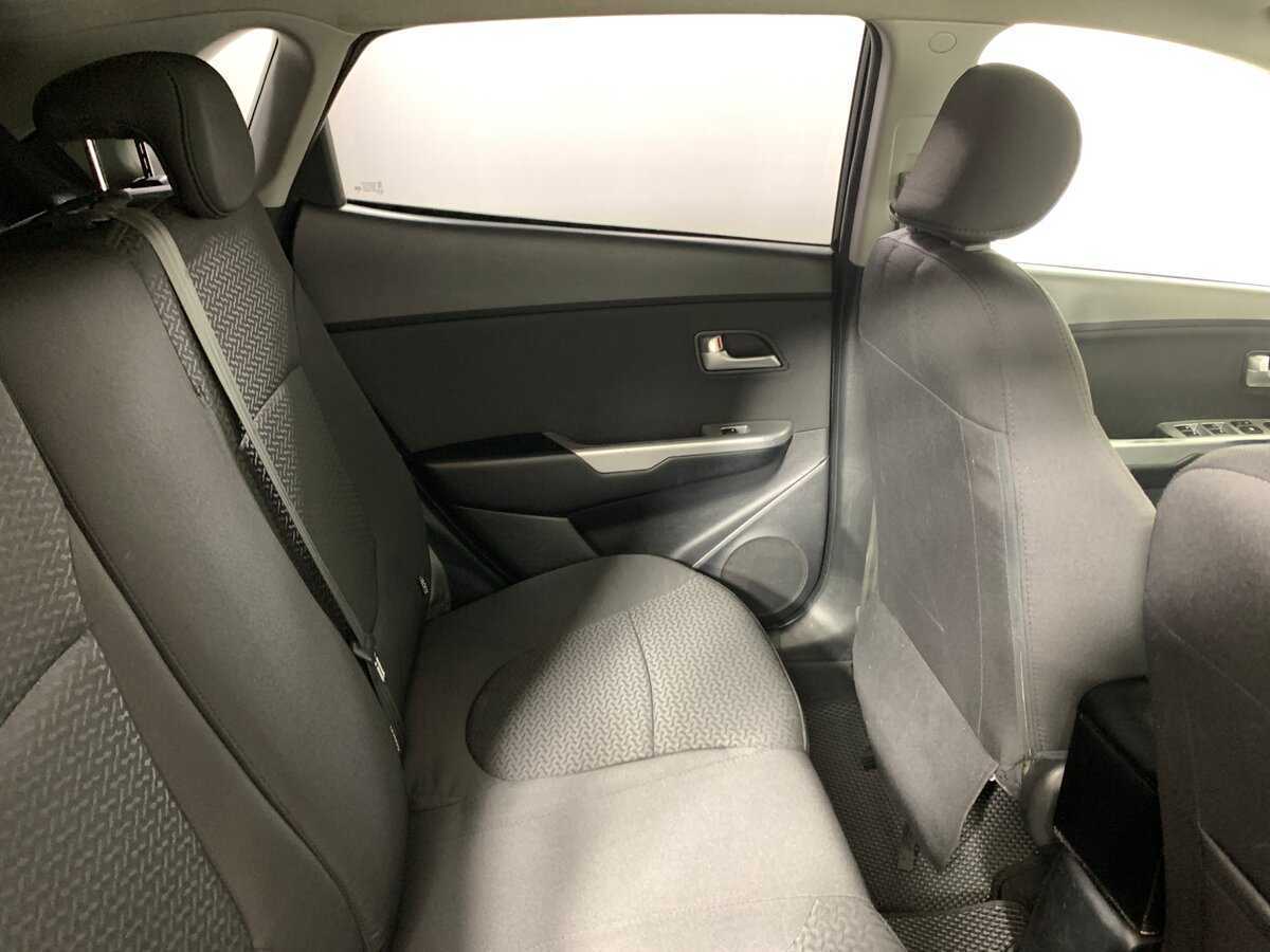 Kia Rio б/у, 2015, Автоматическая. Фото: #16