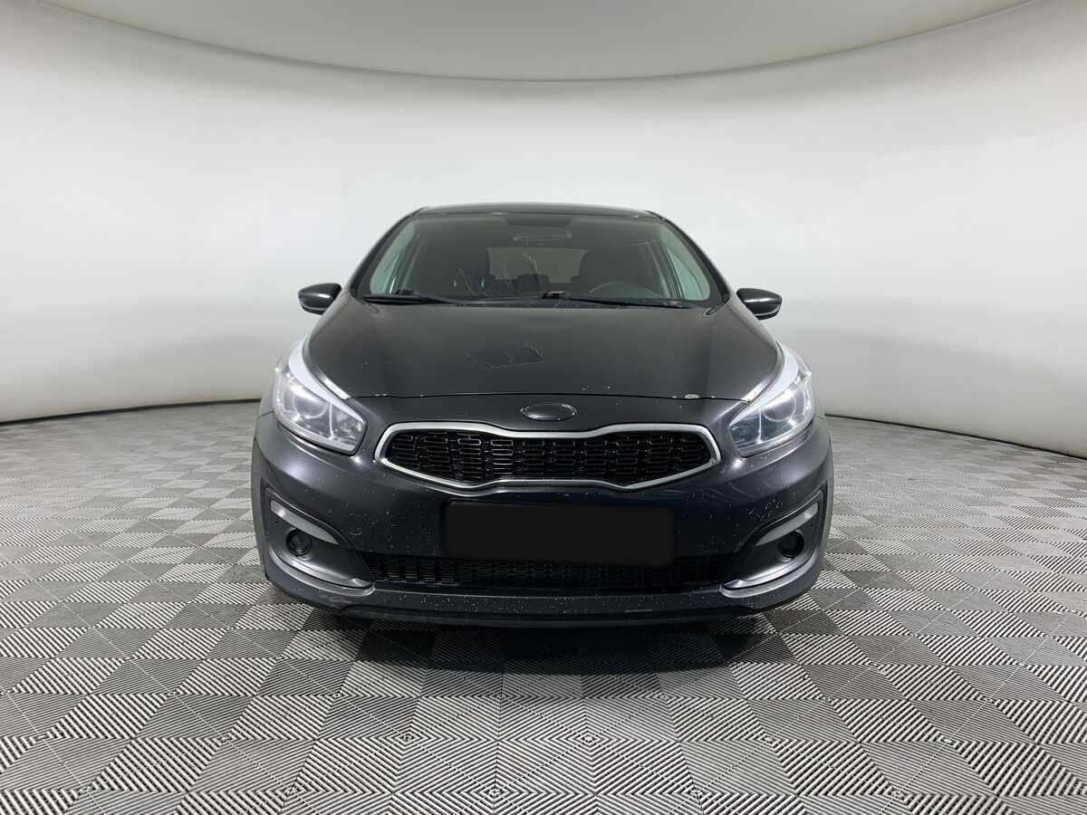 Kia Ceed б/у, 2016, Автоматическая. Фото: #1