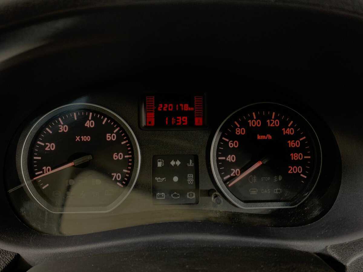 Nissan Almera б/у, 2014, Механическая. Фото: #13