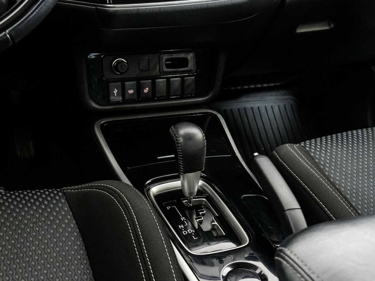 Mitsubishi Outlander б/у, 2020, Вариатор. Фото: #11