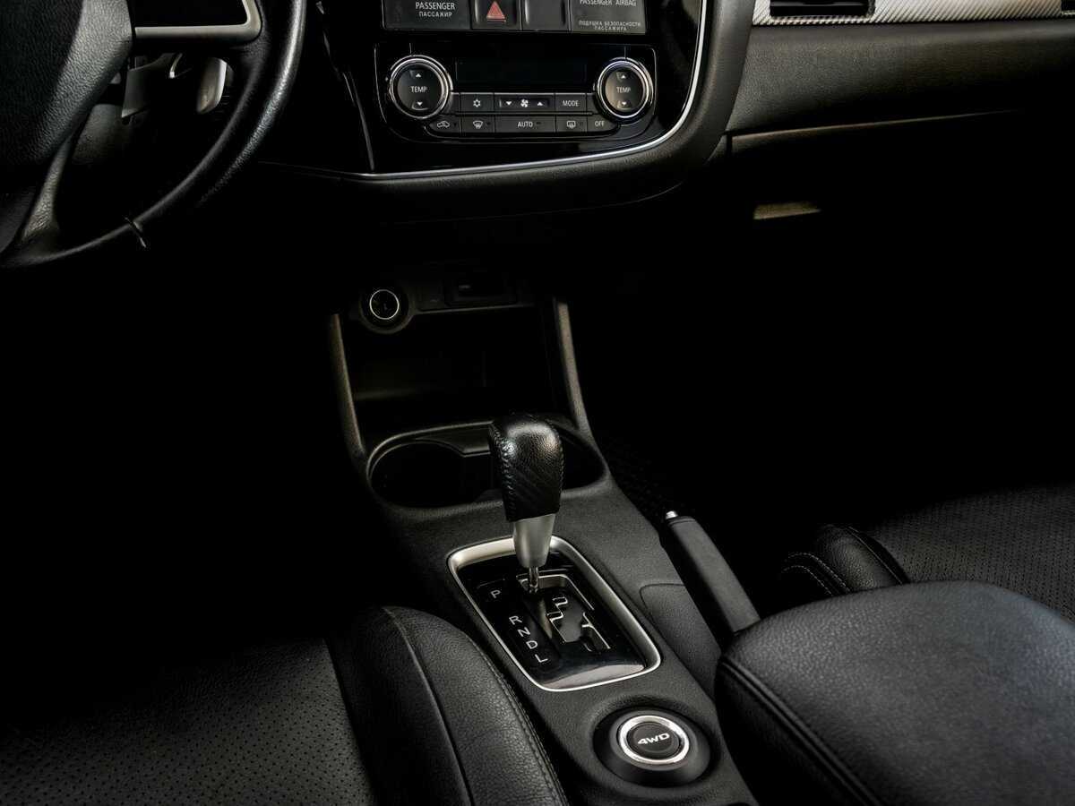 Mitsubishi Outlander б/у, 2012, Вариатор. Фото: #10