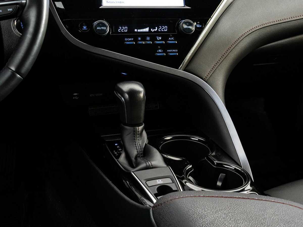 Toyota Camry б/у, 2020, Автоматическая. Фото: #10