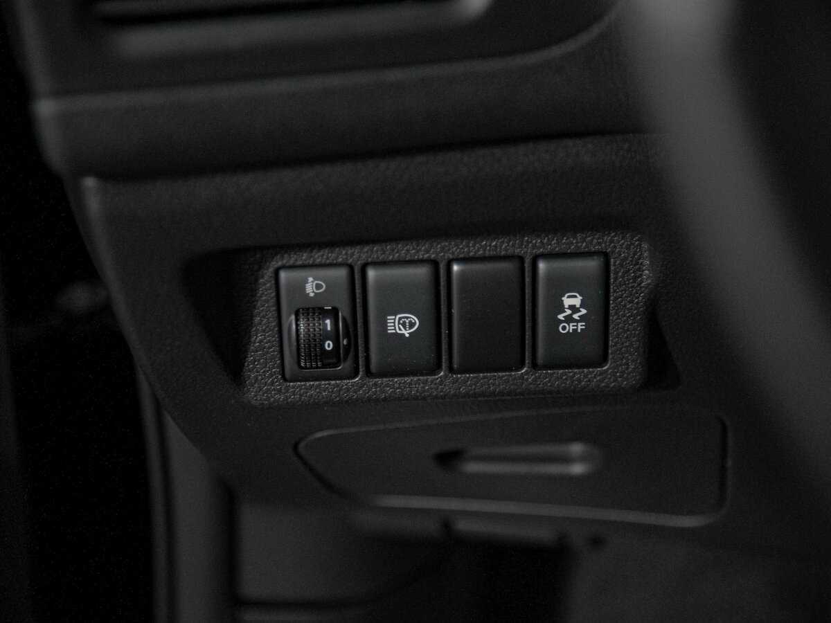 Nissan X-Trail б/у, 2014, Механическая. Фото: #14