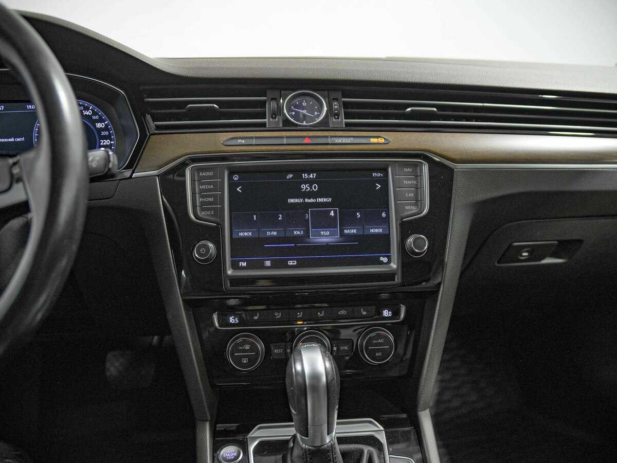 Фольксваген Пассат б/у, 2016, Роботизированная. Фото: #7