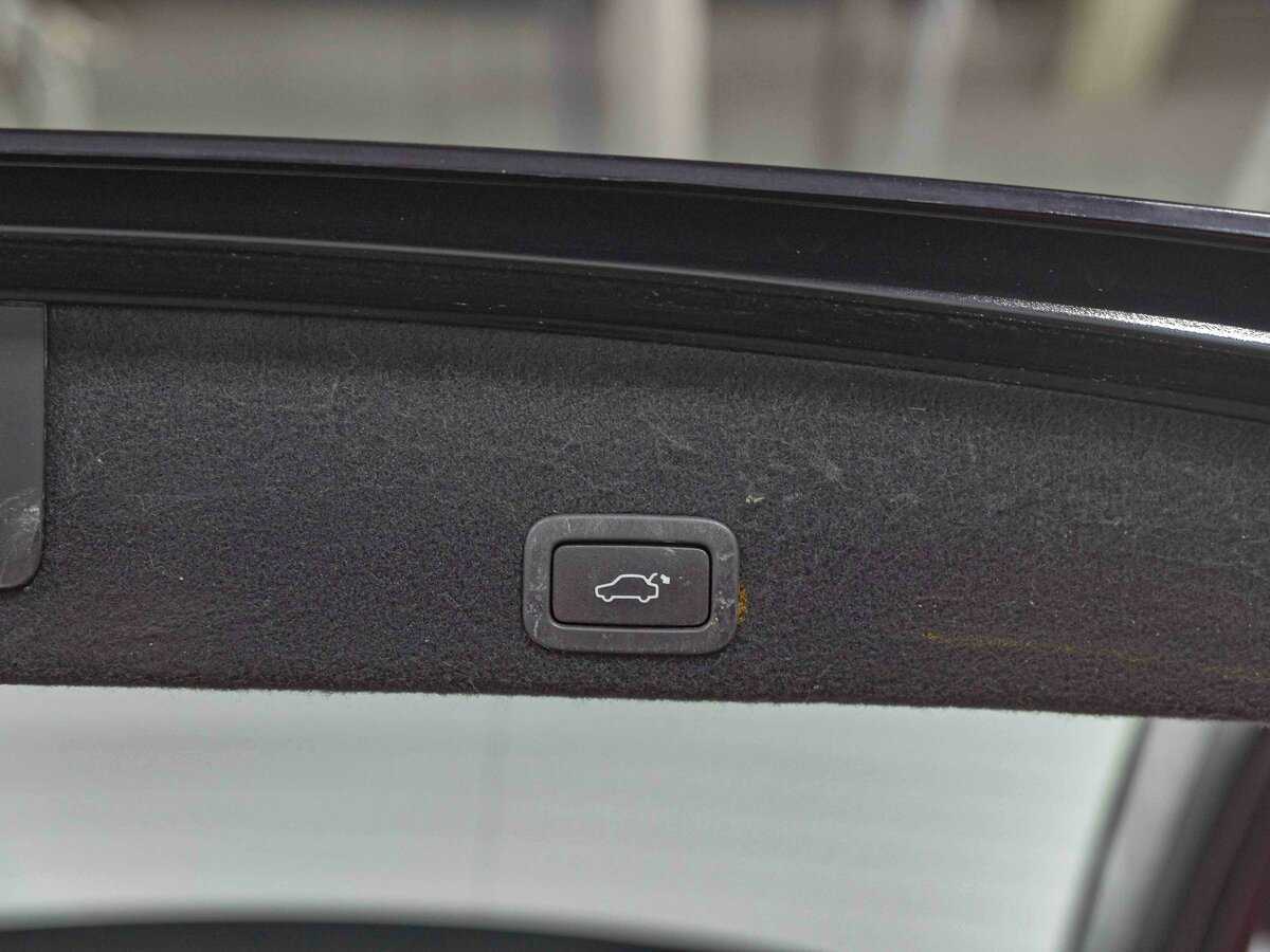 Volvo XC60 б/у, 2015, Автоматическая. Фото: #18