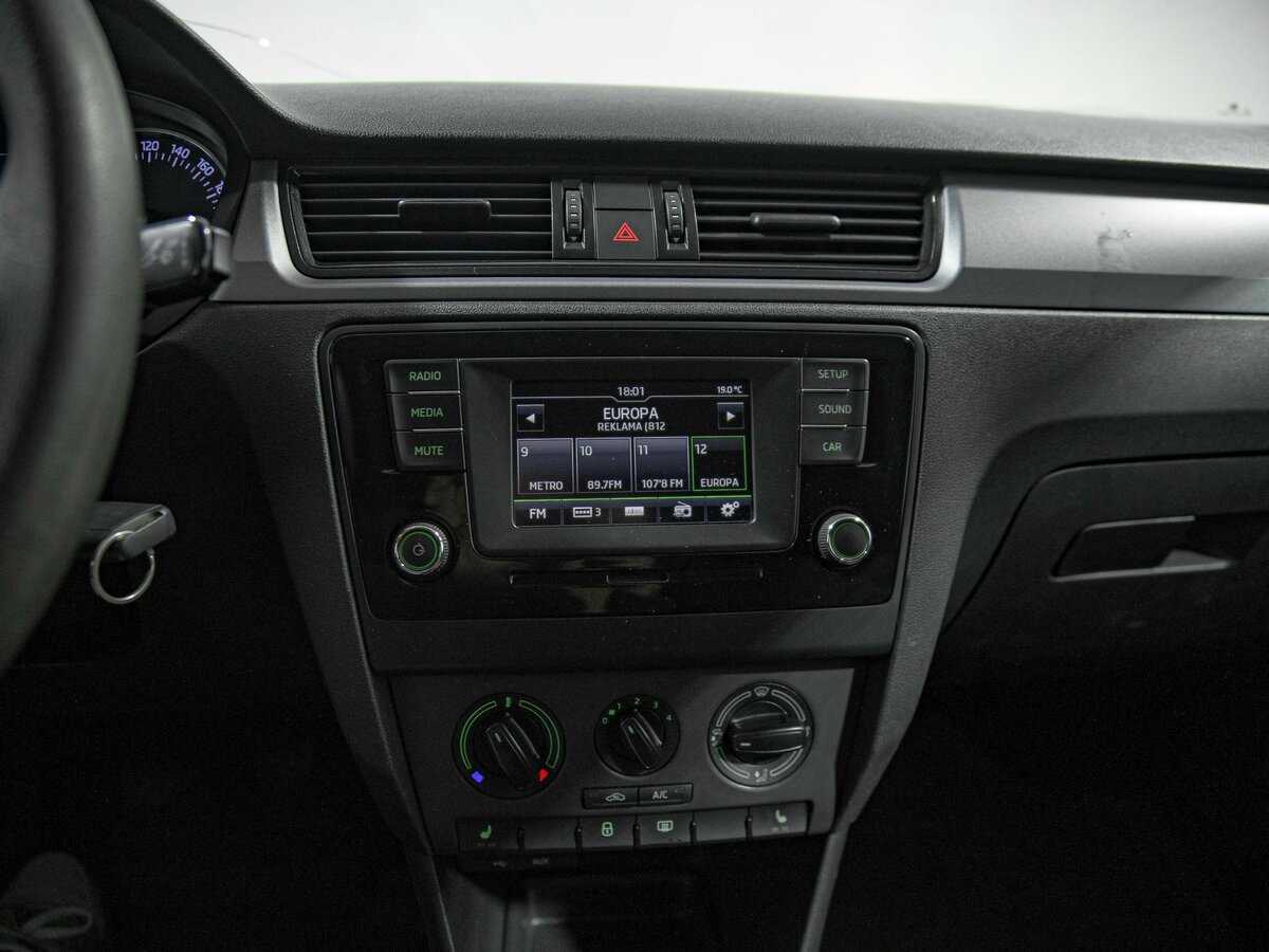 Skoda Rapid б/у, 2016, Механическая. Фото: #8