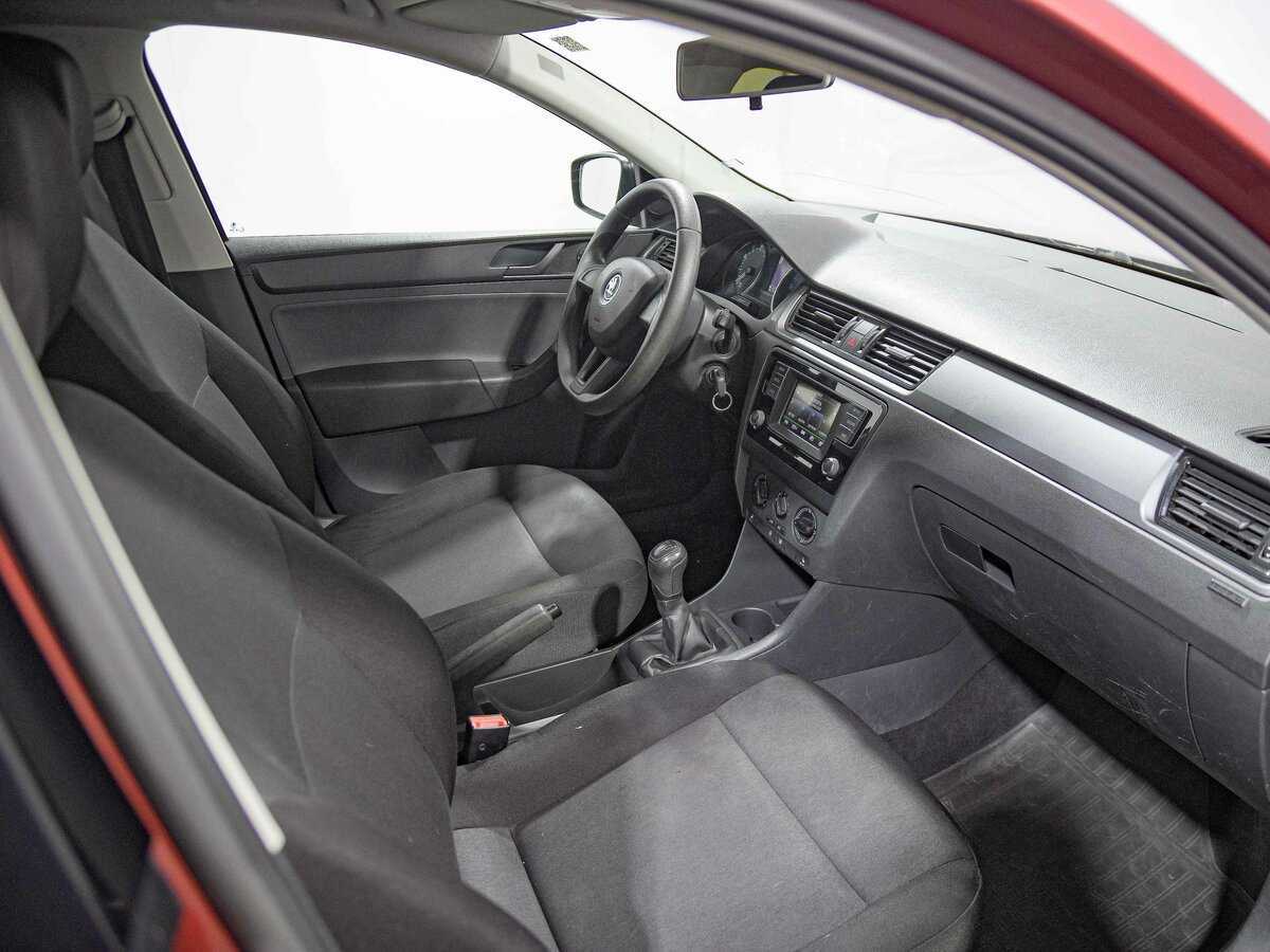 Skoda Rapid б/у, 2016, Механическая. Фото: #12