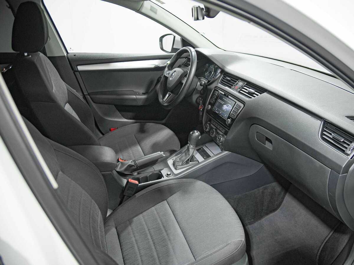 Skoda Octavia б/у, 2016, Роботизированная. Фото: #14