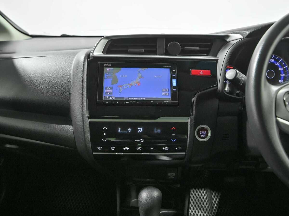 Хонда Фит б/у, 2016, Вариатор. Фото: #8