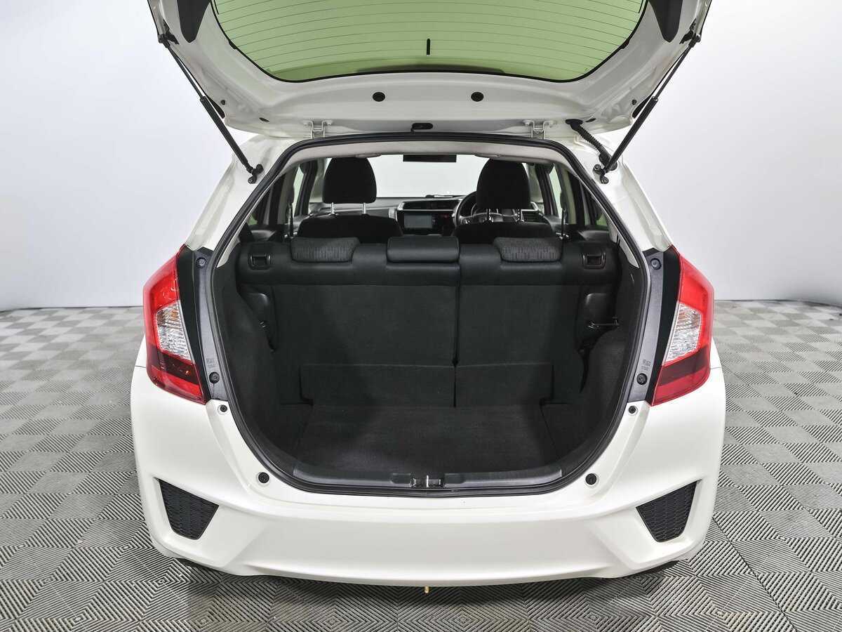 Хонда Фит б/у, 2016, Вариатор. Фото: #16