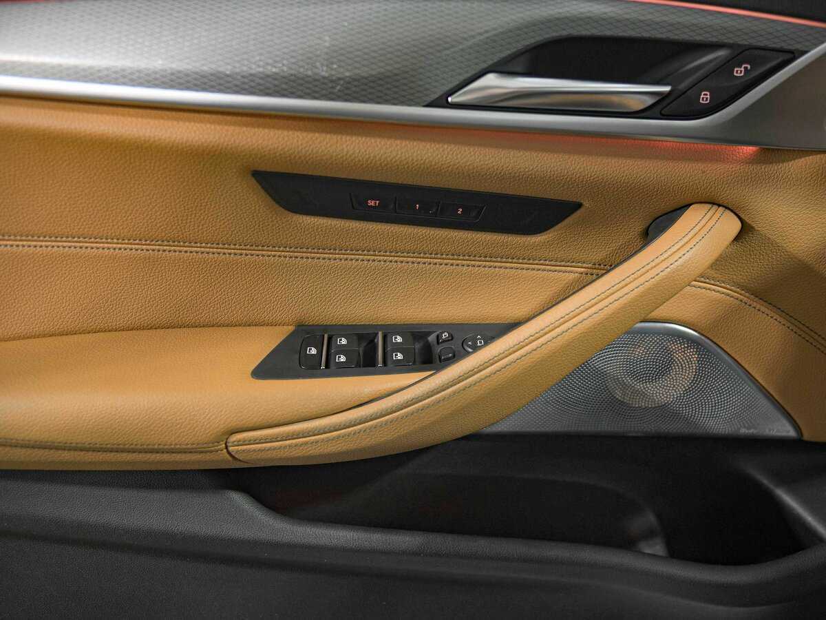 BMW 5 серии б/у, 2017, Автоматическая. Фото: #12