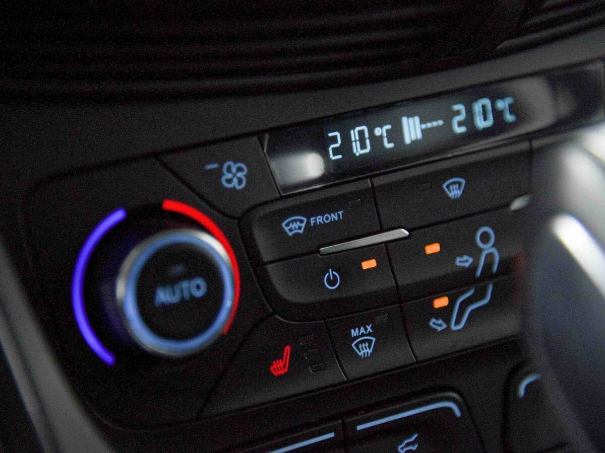 Ford Kuga б/у, 2018, Автоматическая. Фото: #10