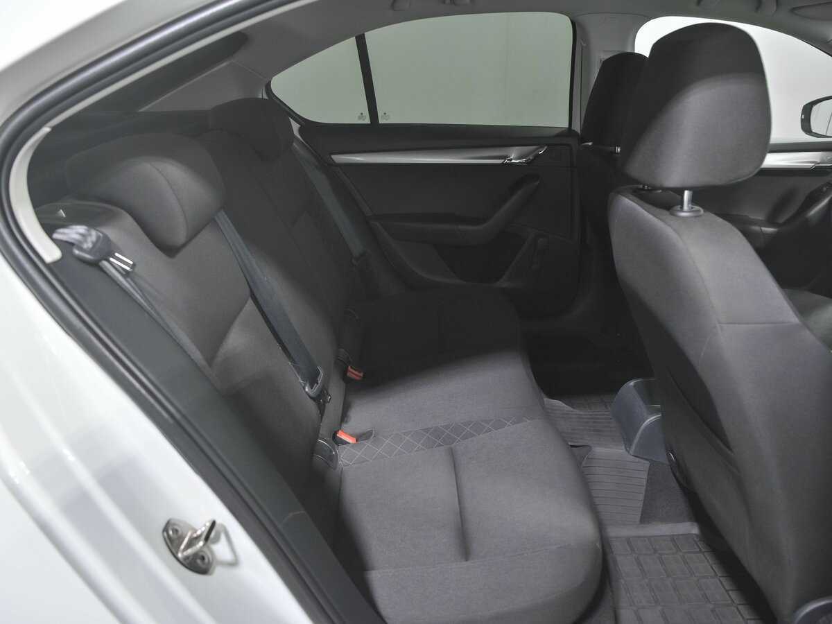 Skoda Octavia б/у, 2018, Механическая. Фото: #10