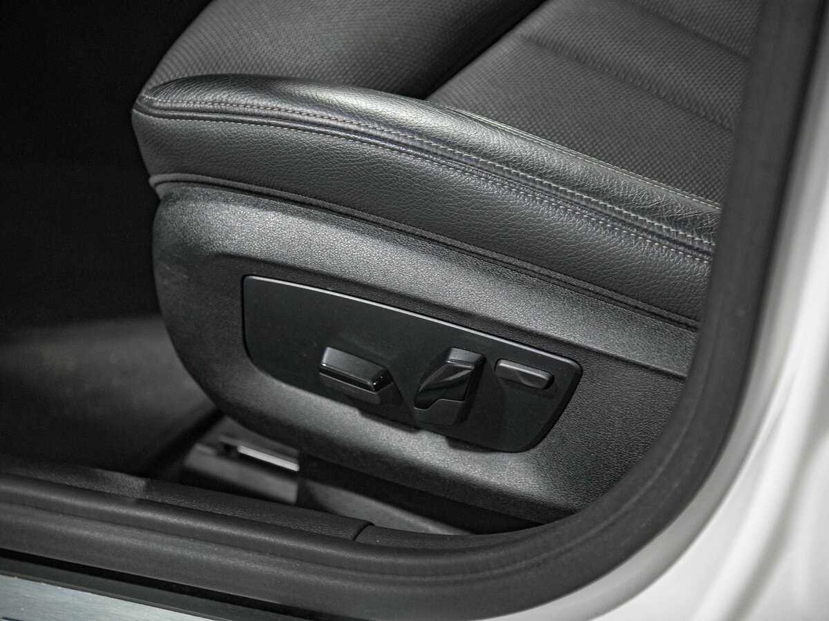 BMW 5 серии б/у, 2018, Автоматическая. Фото: #16