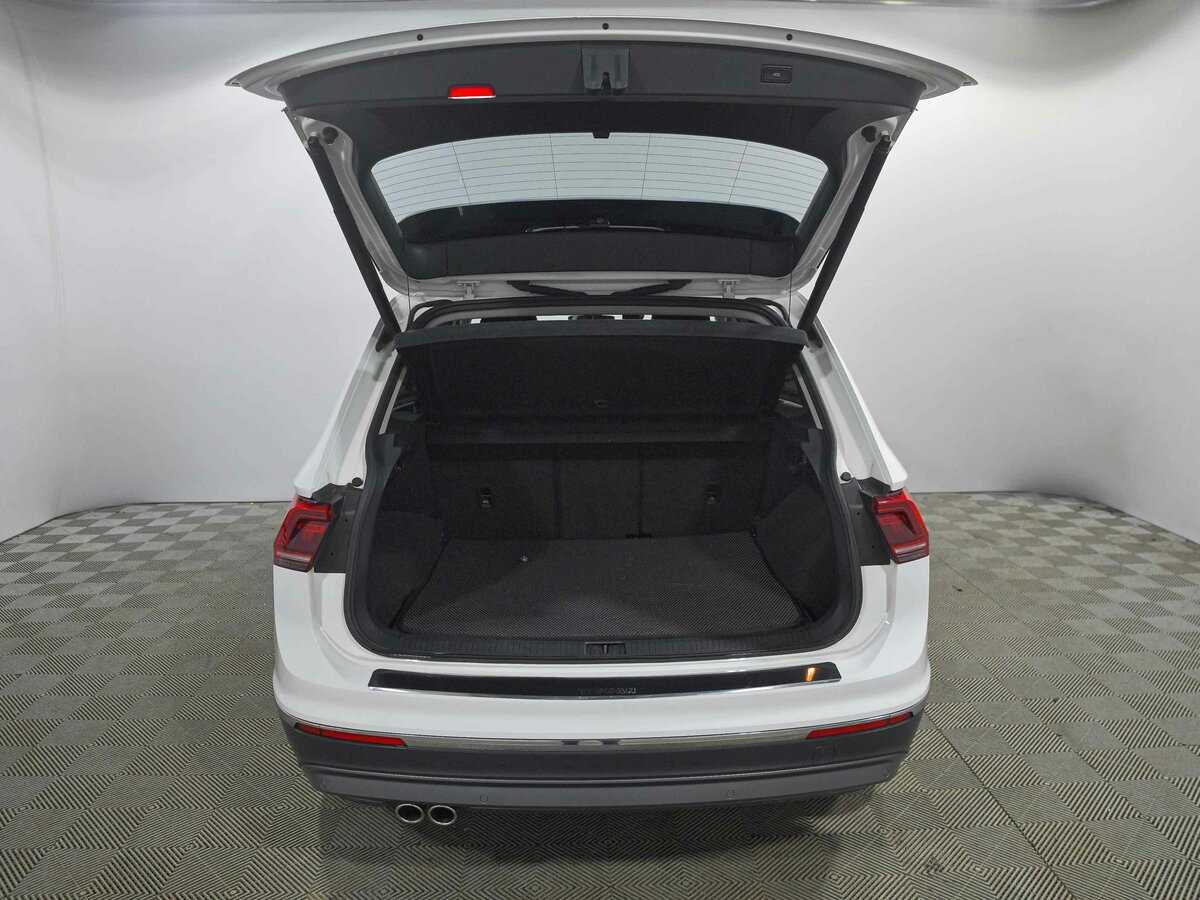 Volkswagen Tiguan б/у, 2018, Роботизированная. Фото: #16