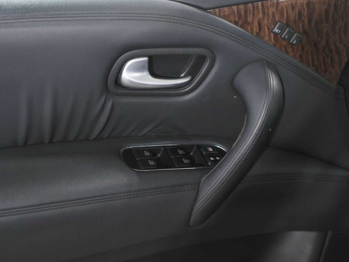 Nissan Patrol б/у, 2012, Автоматическая. Фото: #17