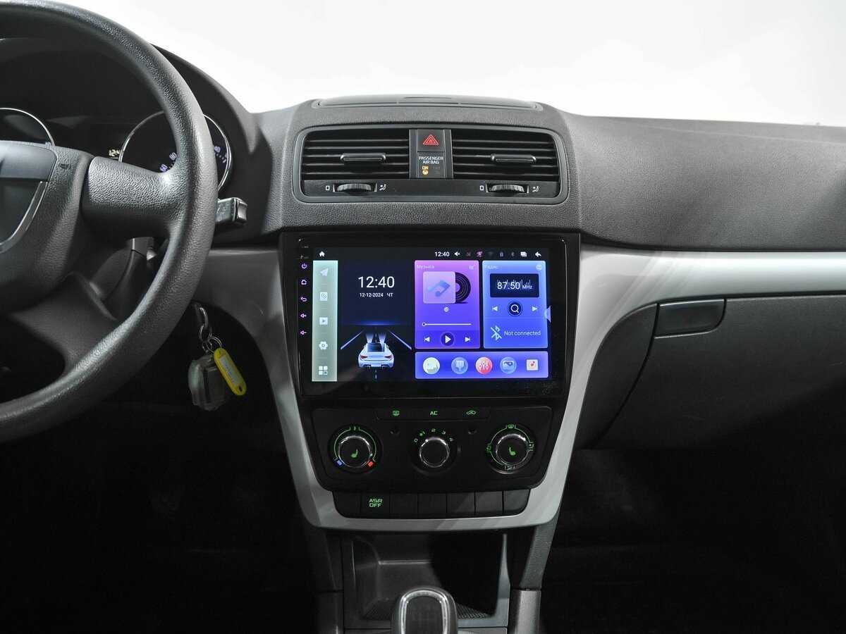 Skoda Yeti б/у, 2012, Механическая. Фото: #9