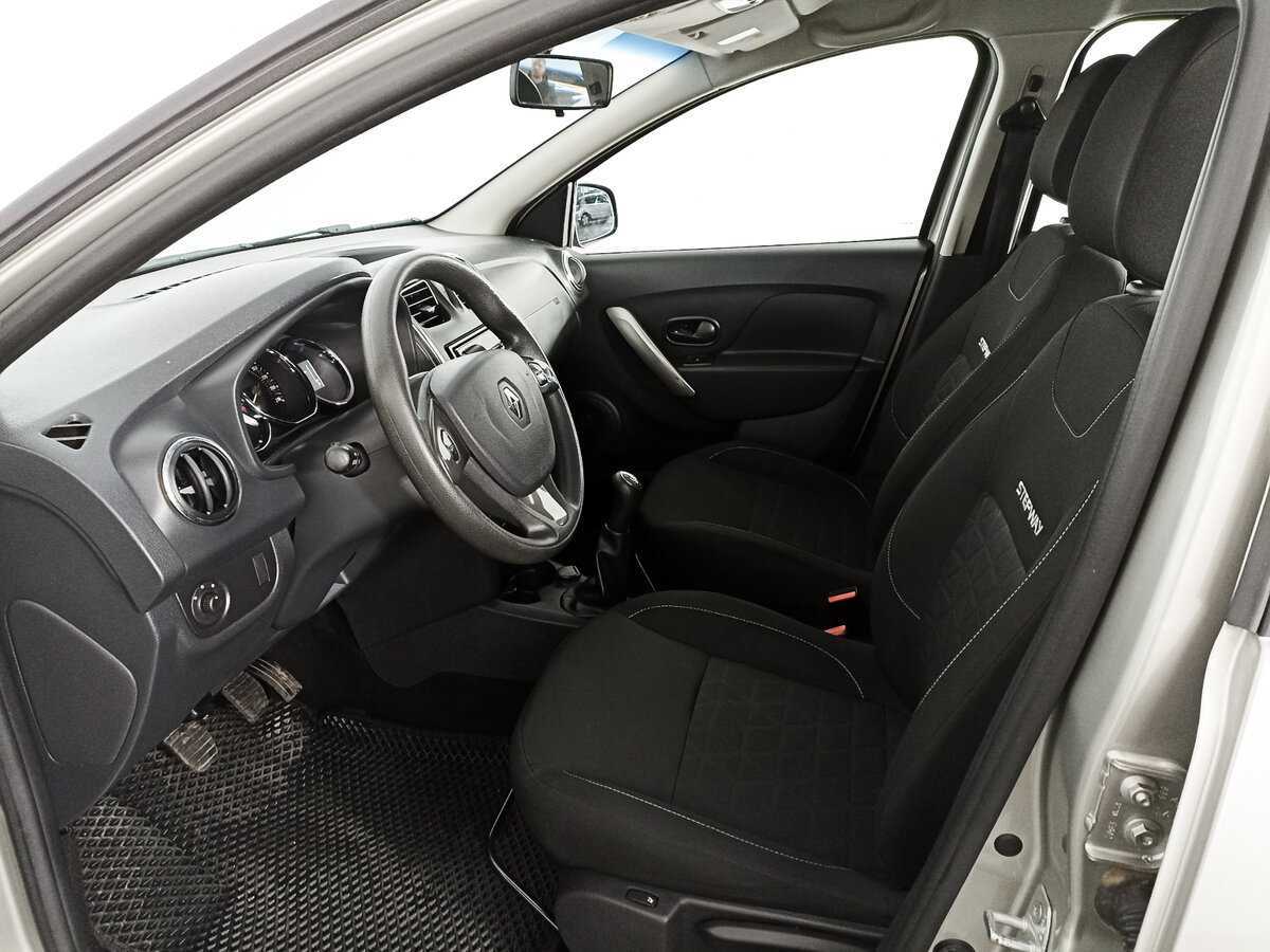 Renault Sandero б/у, 2017, Механическая. Фото: #13