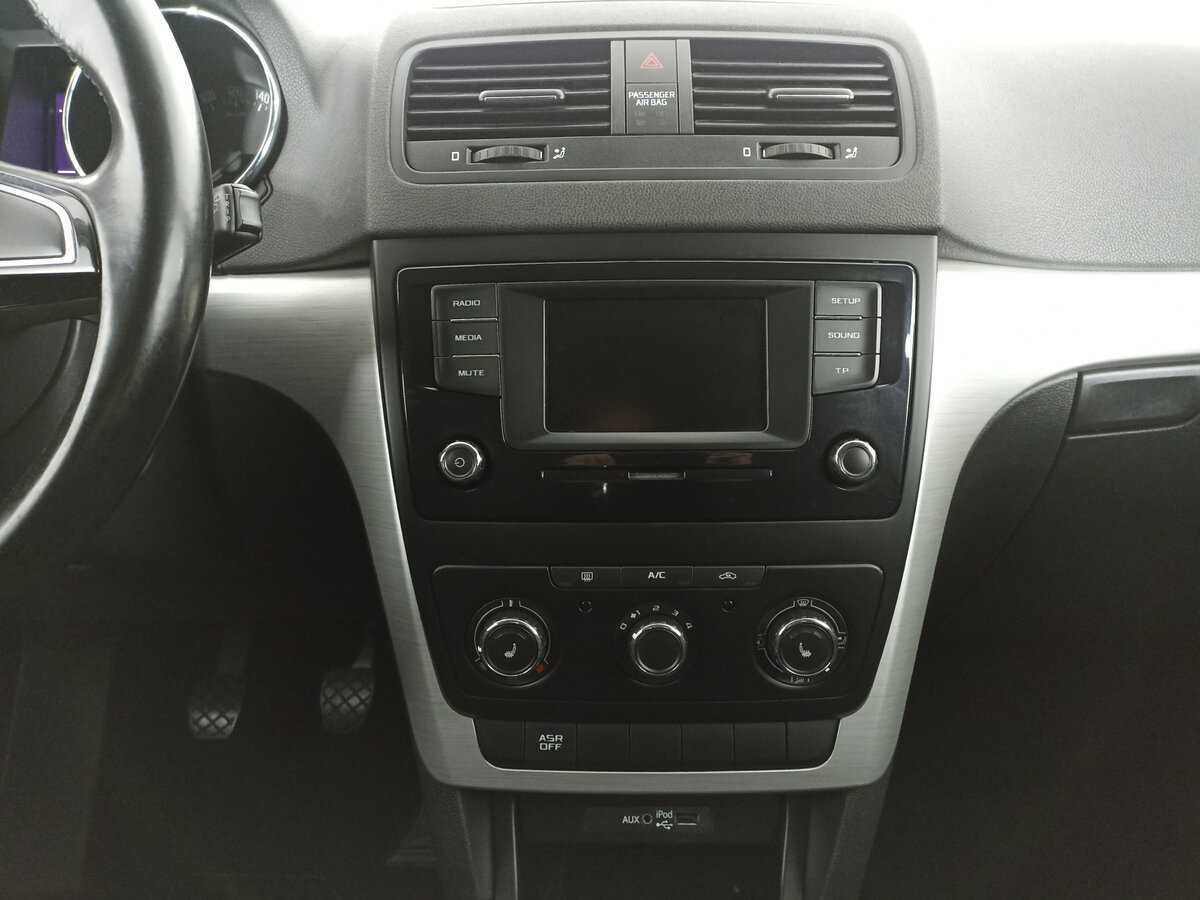 Skoda Yeti б/у, 2017, Механическая. Фото: #14