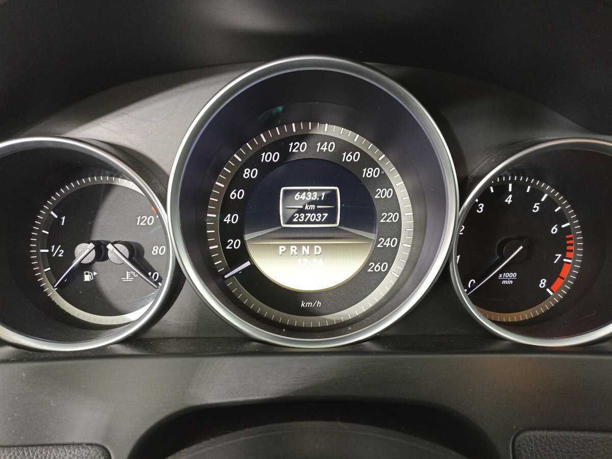 Mercedes-Benz C-Класс б/у, 2012, Автоматическая. Фото: #12