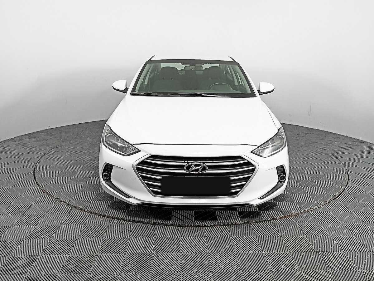 Hyundai Elantra б/у, 2017, Автоматическая. Фото: #1