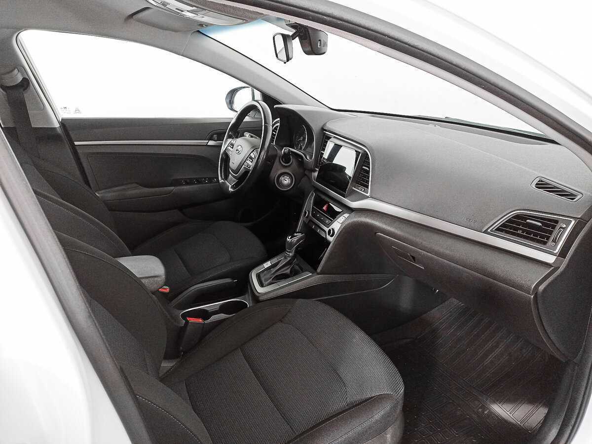 Hyundai Elantra б/у, 2017, Автоматическая. Фото: #10