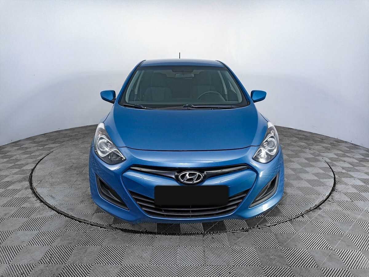 Hyundai i30 б/у, 2013, Автоматическая. Фото: #1