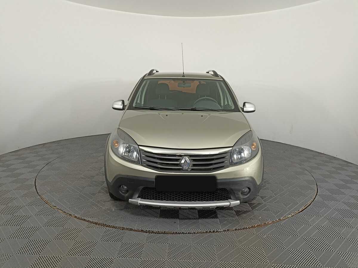 Renault Sandero б/у, 2014, Механическая. Фото: #1