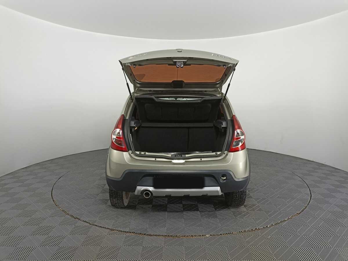 Renault Sandero б/у, 2014, Механическая. Фото: #9