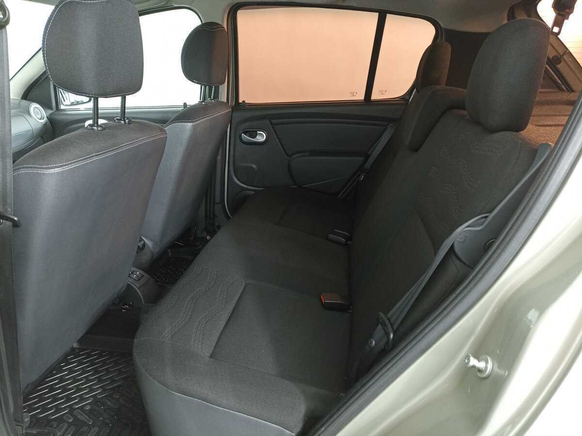 Renault Sandero б/у, 2014, Механическая. Фото: #11