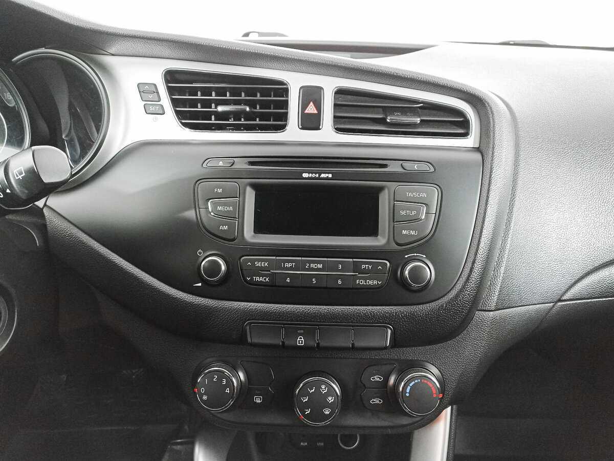 Kia Ceed б/у, 2015, Механическая. Фото: #14