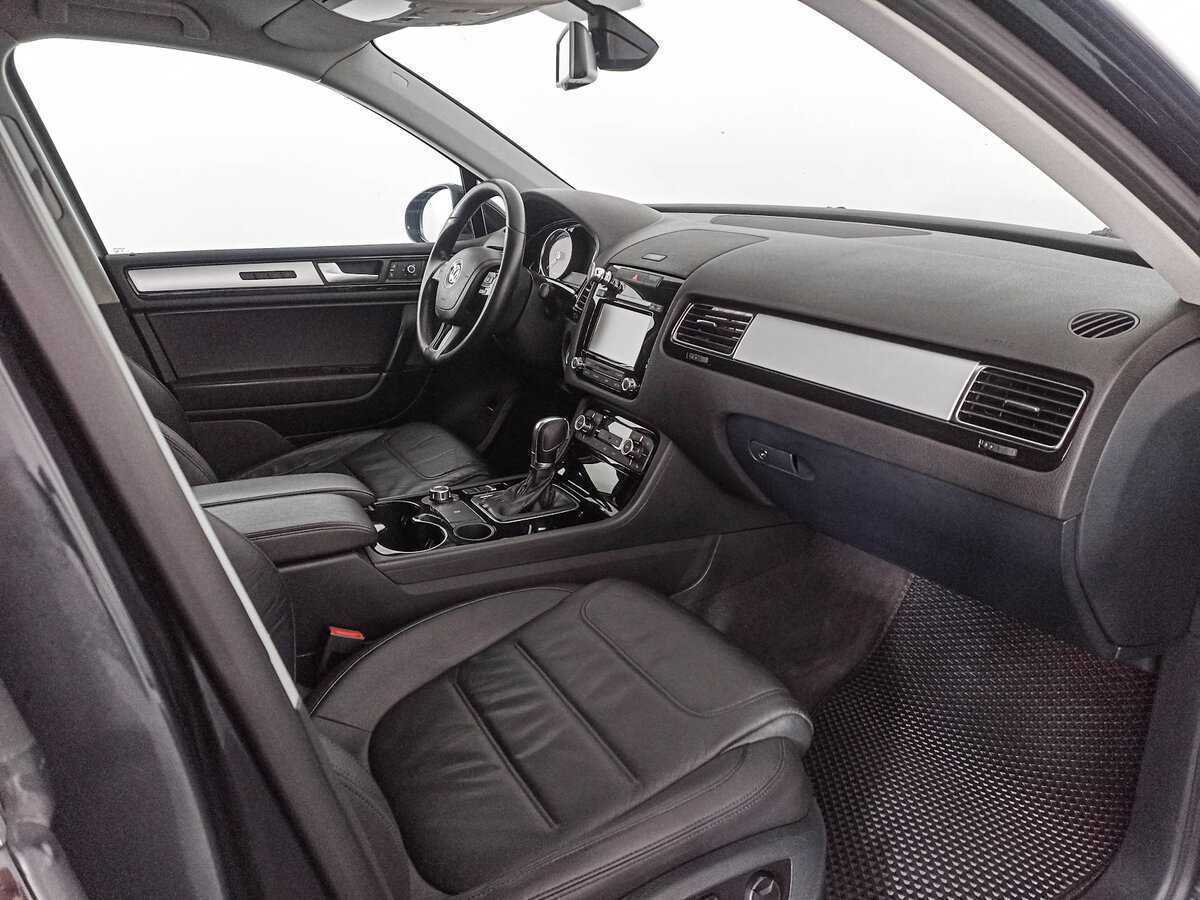 Volkswagen Touareg б/у, 2013, Автоматическая. Фото: #7