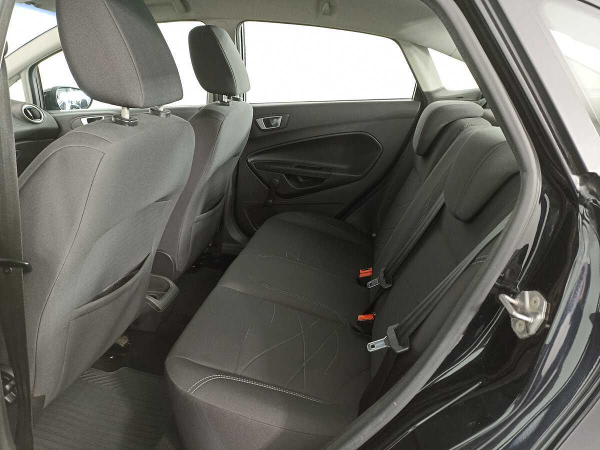 Форд Фиеста б/у, 2015, Механическая. Фото: #11