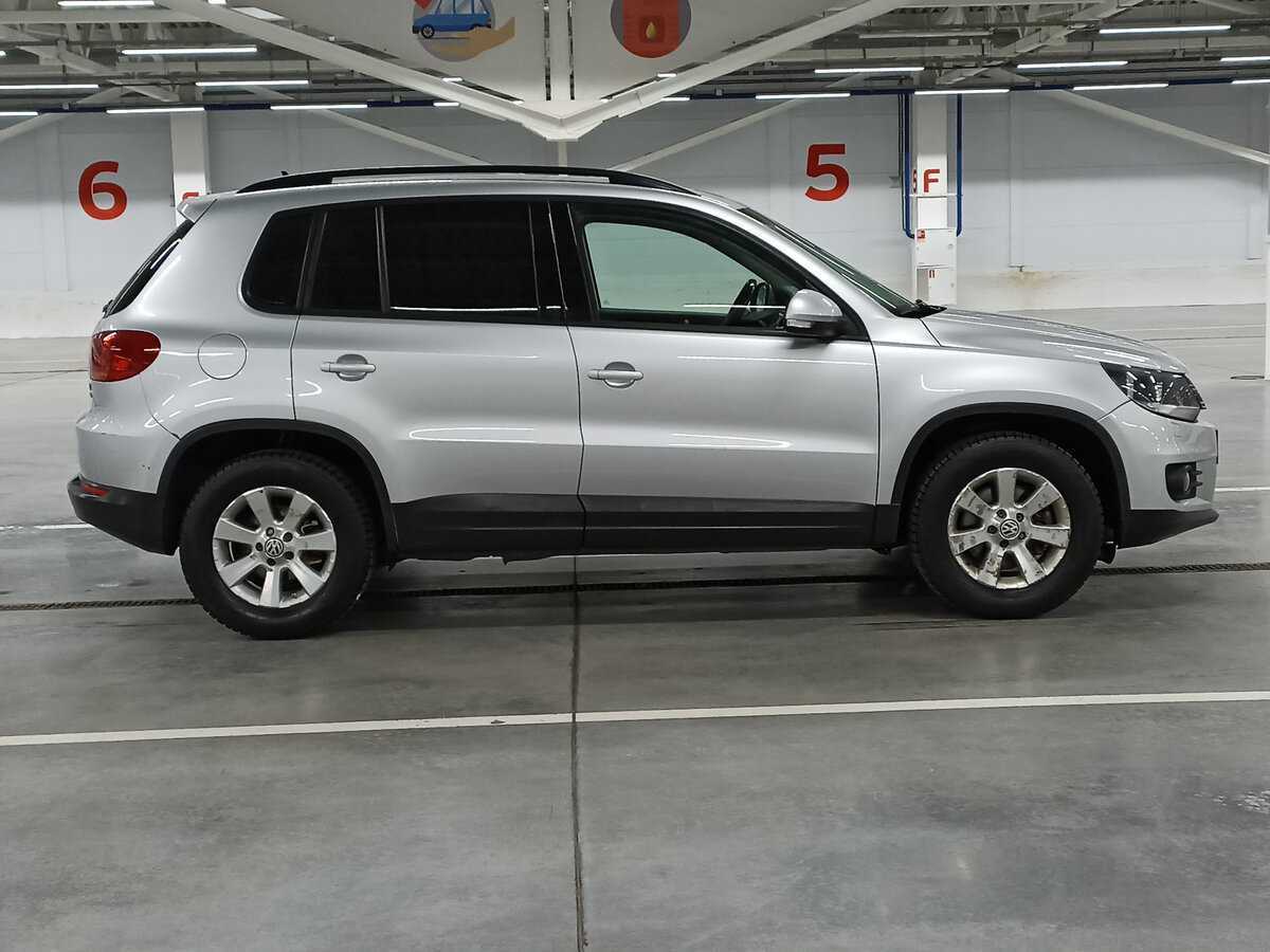 Volkswagen Tiguan б/у, 2012, Механическая. Фото: #3
