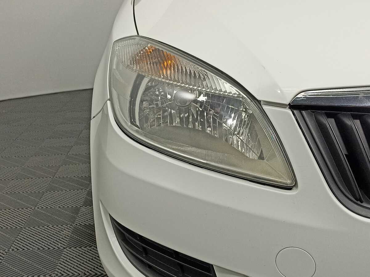 Шкода Фабия б/у, 2013, Механическая. Фото: #16