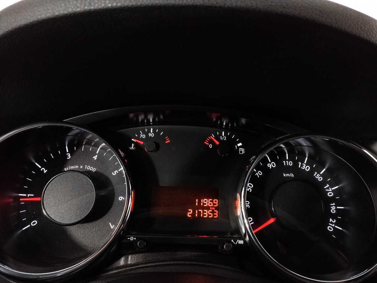 Пежо 3008 б/у, 2012, Механическая. Фото: #9