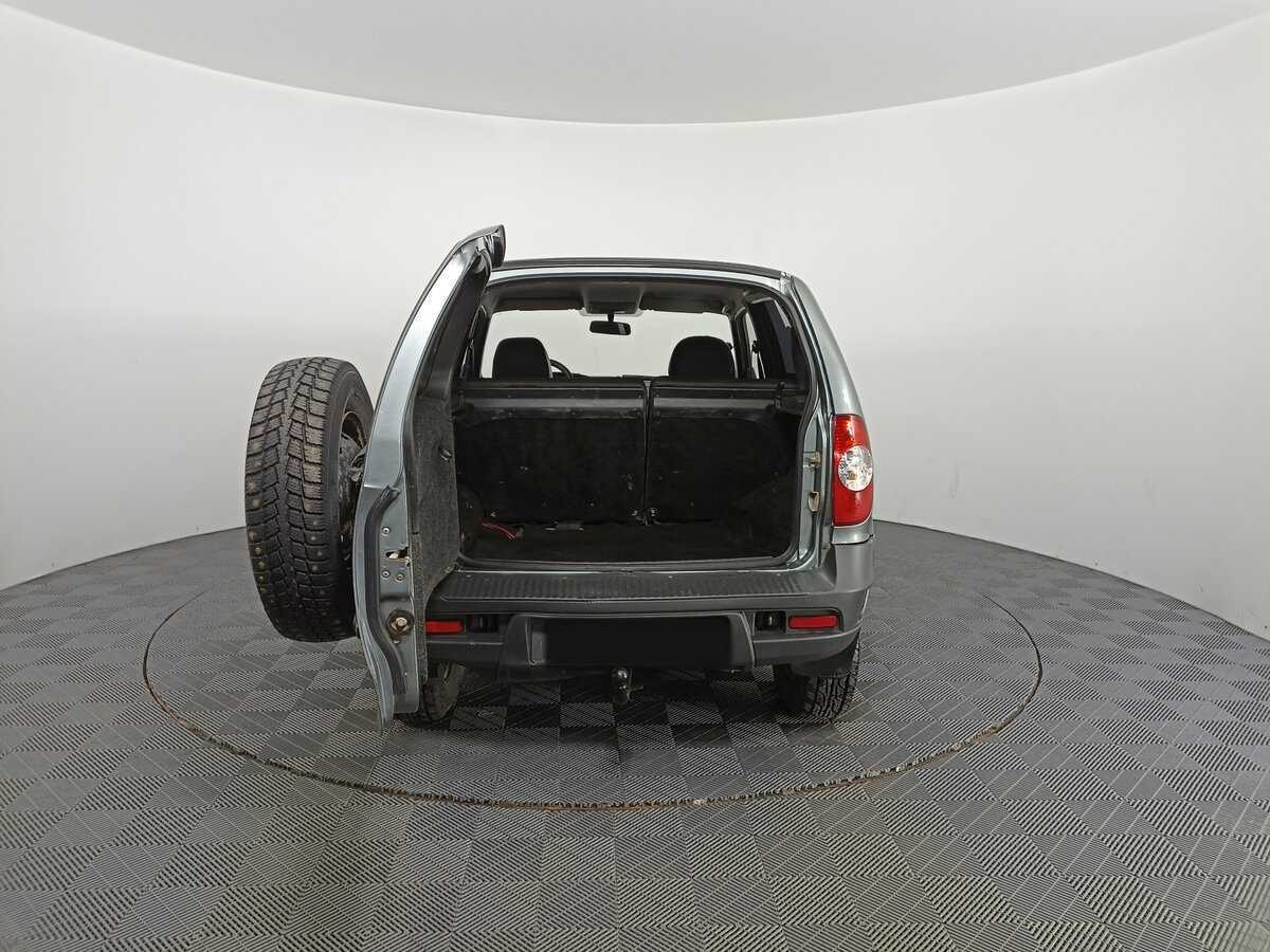 Chevrolet Niva б/у, 2014, Механическая. Фото: #9