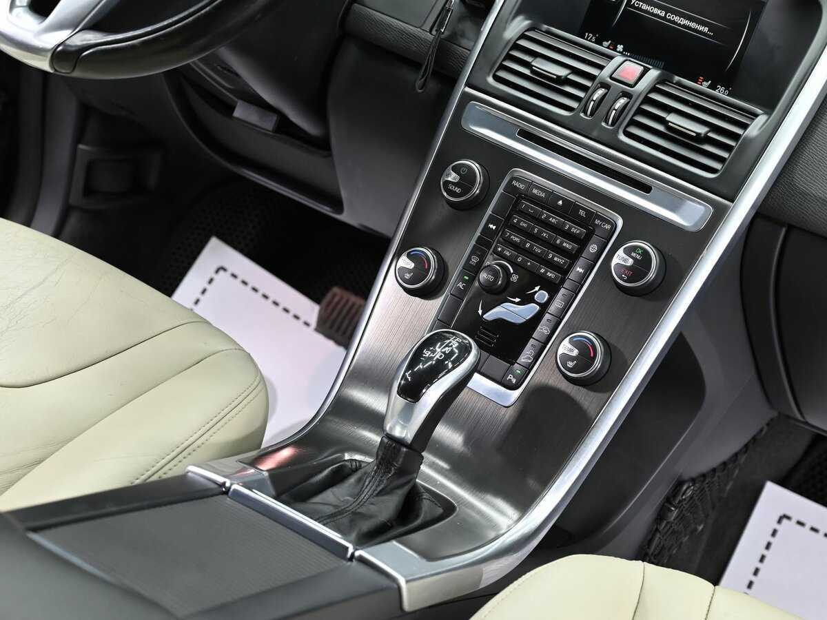Volvo XC60 б/у, 2014, Автоматическая. Фото: #11