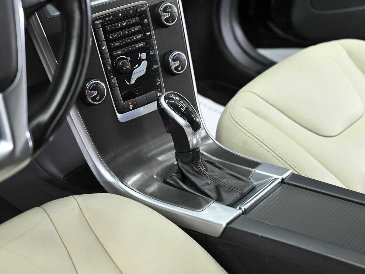 Volvo XC60 б/у, 2014, Автоматическая. Фото: #12