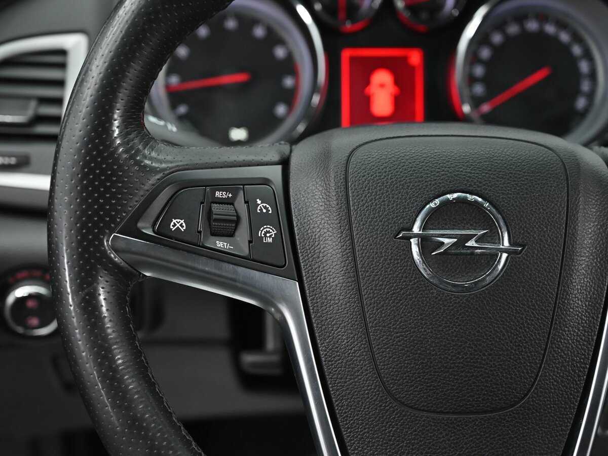 Opel Astra б/у, 2012, Автоматическая. Фото: #7