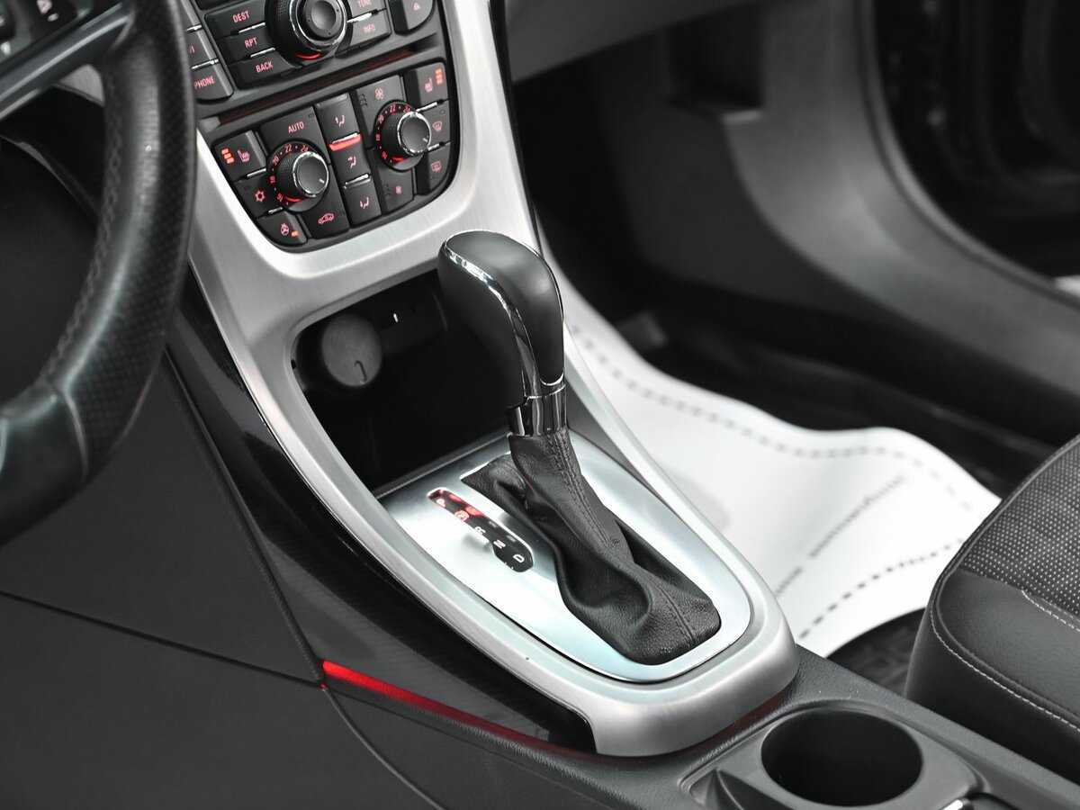 Opel Astra б/у, 2012, Автоматическая. Фото: #10