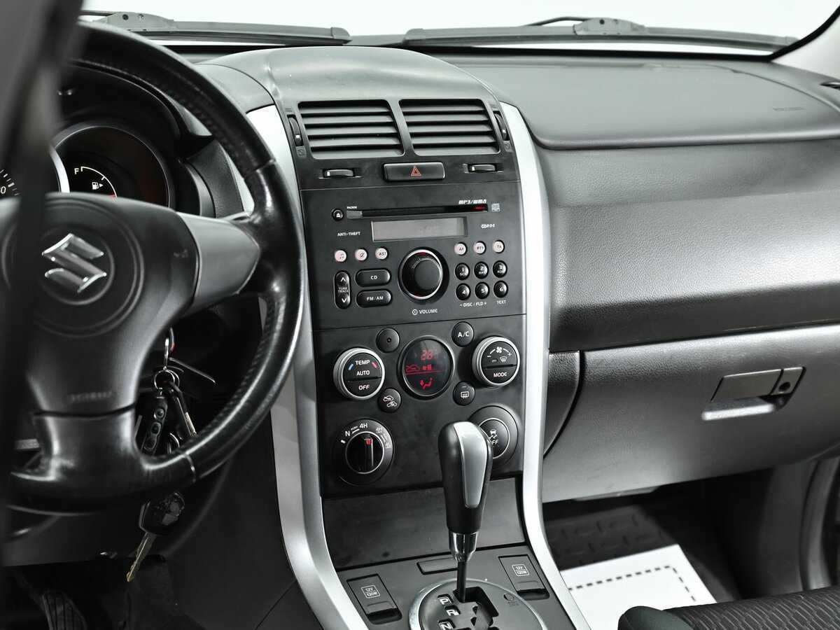 Suzuki Grand Vitara б/у, 2013, Автоматическая. Фото: #5