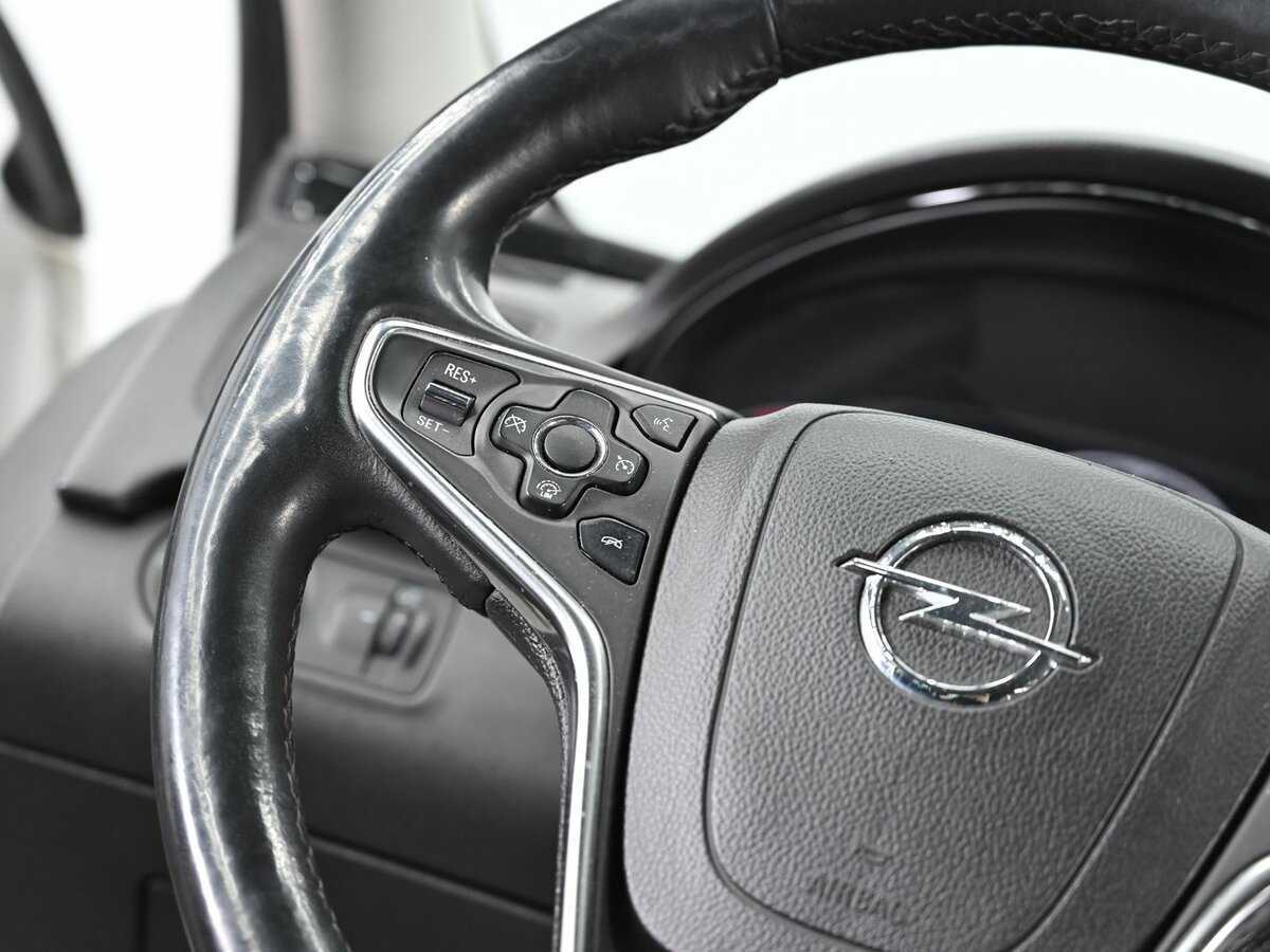 Opel Insignia б/у, 2014, Автоматическая. Фото: #8