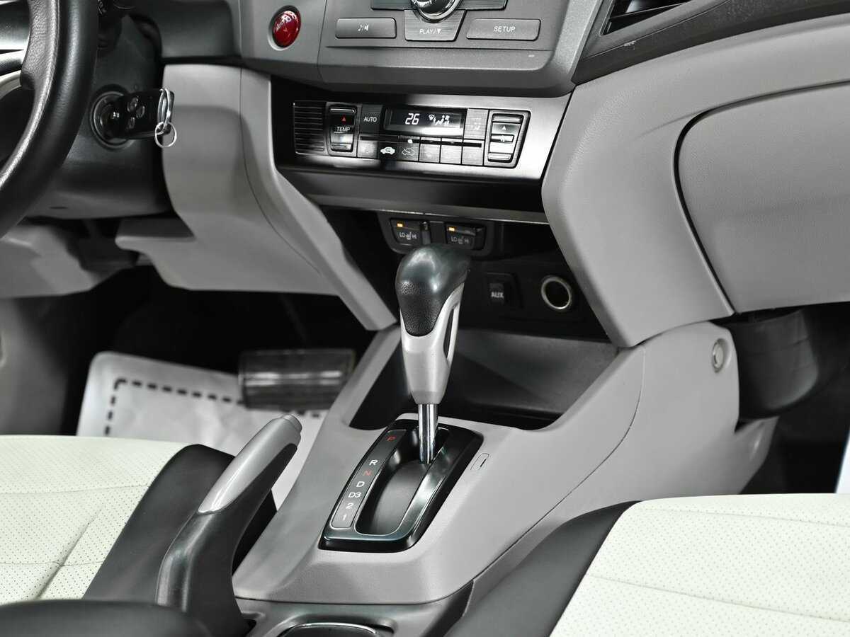 Хонда Цивик б/у, 2012, Автоматическая. Фото: #7