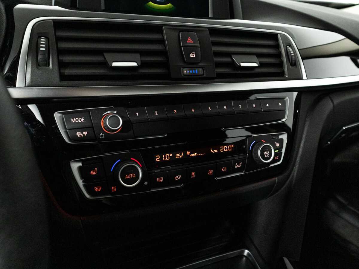 BMW 3 серии б/у, 2018, Автоматическая. Фото: #16