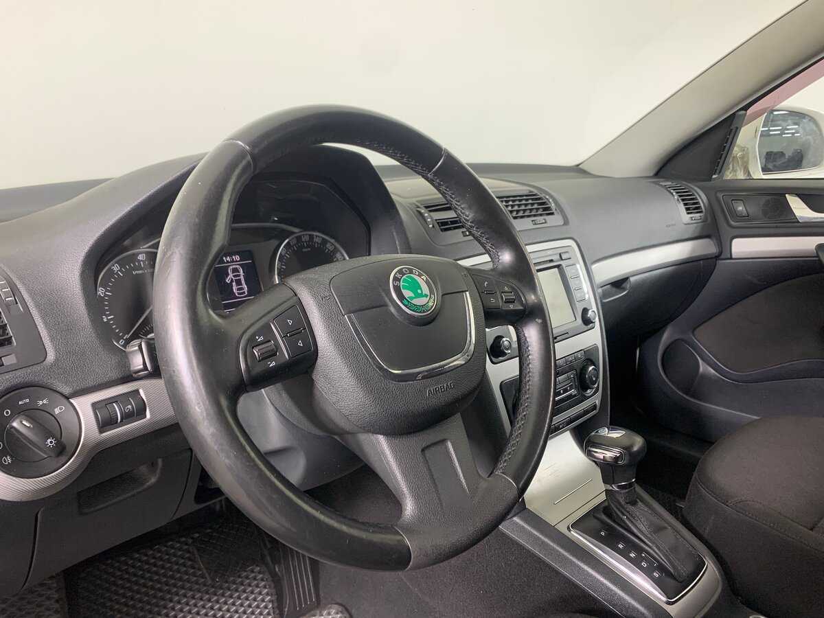 Skoda Octavia б/у, 2012, Автоматическая. Фото: #10