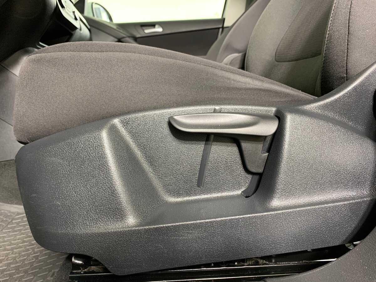 Volkswagen Tiguan б/у, 2014, Роботизированная. Фото: #16