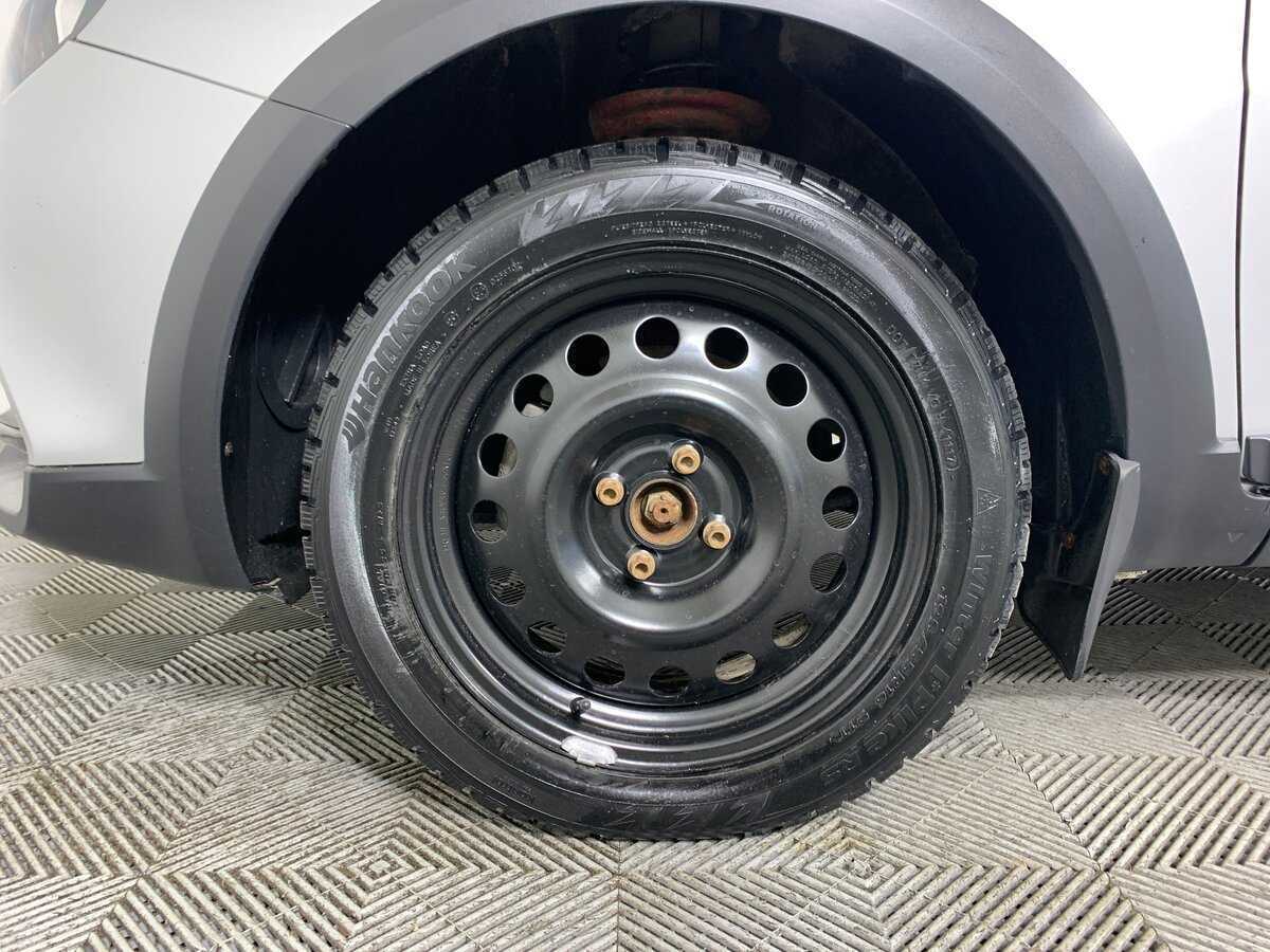 Lada (ВАЗ) Vesta б/у, 2017, Механическая. Фото: #8