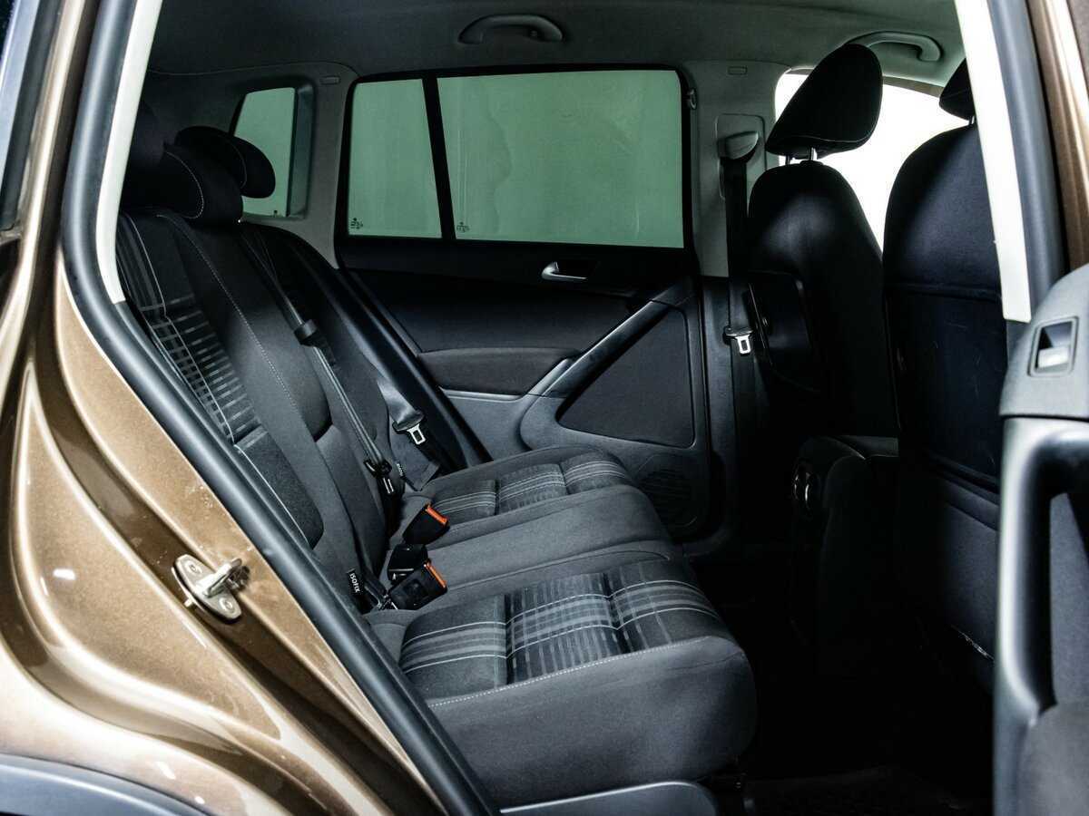 Фольксваген Тигуан б/у, 2015, Роботизированная. Фото: #13