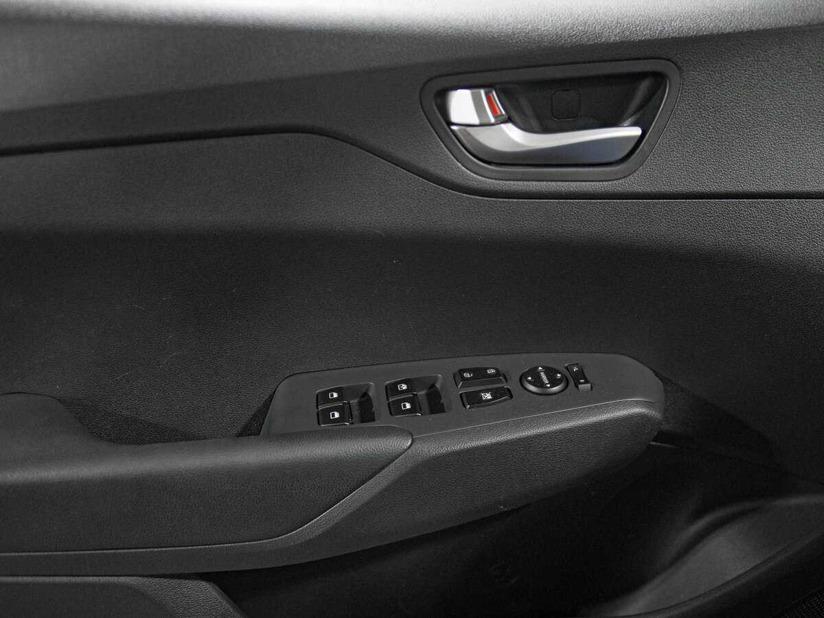 Hyundai Solaris б/у, 2021, Автоматическая. Фото: #10